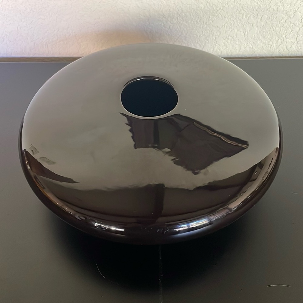 Royal Haeger vintage black glass saucer vase - Picture 2 of 5